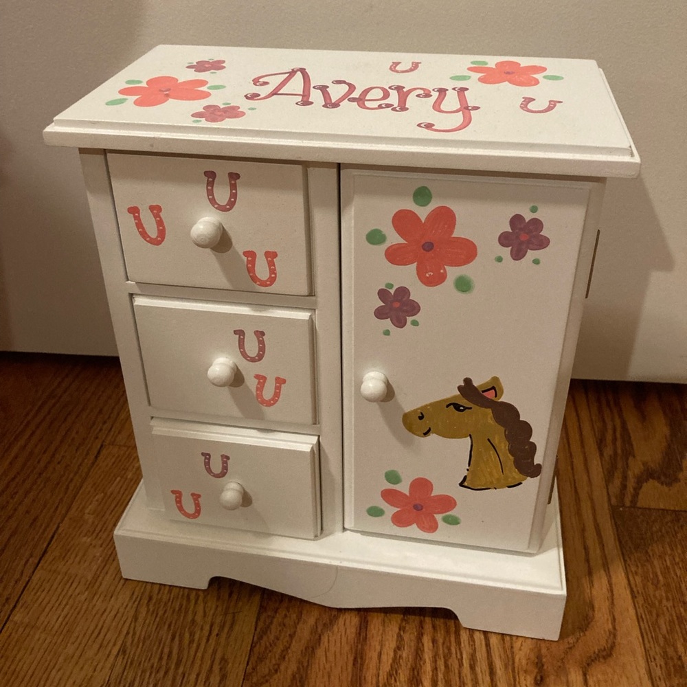 Jewelry Box - Avery